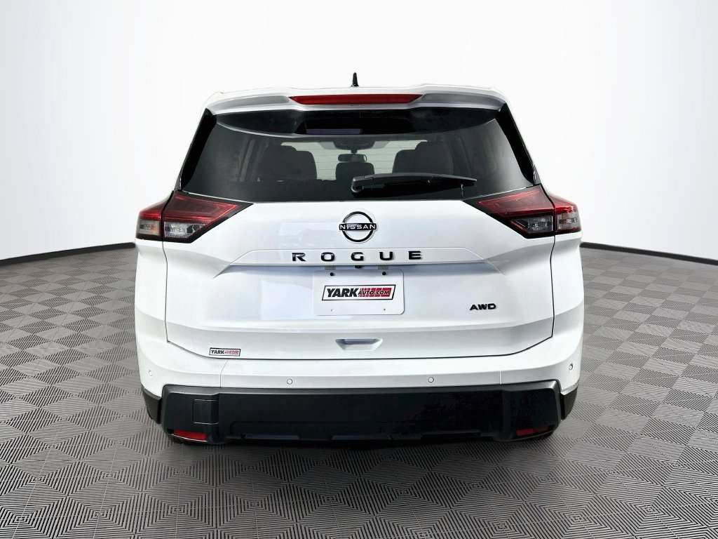 New 2027 Nissan Rogue Dark Armor AWD/4WD image 9