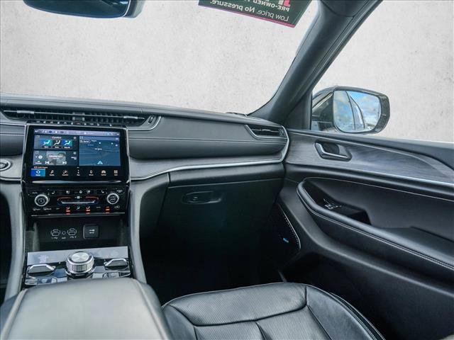 Used 2022 Jeep Grand Cherokee L Overland image 20