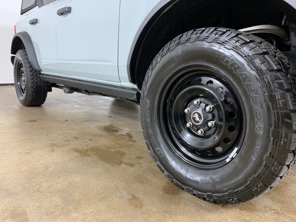 Used 2023 Ford Bronco Black Diamond AWD/4WD image 6