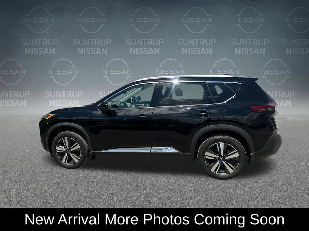 Used 2023 Nissan Rogue SL AWD/4WD image 2