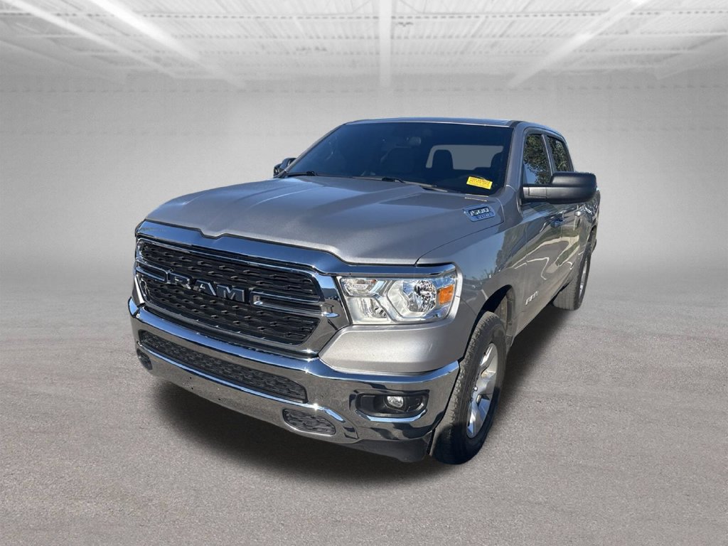 Used 2022 RAM 1500 4x4 Crew Cab image 3