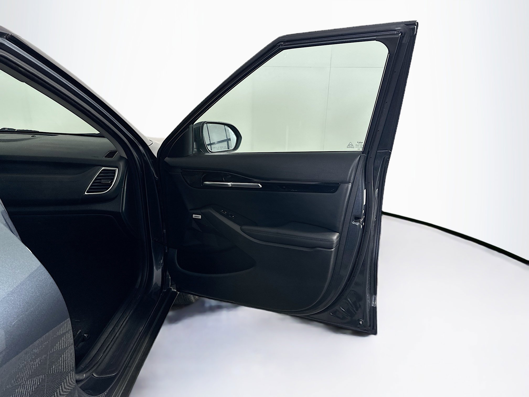 Used 2022 Kia Seltos SX w/ Sunroof Package image 32