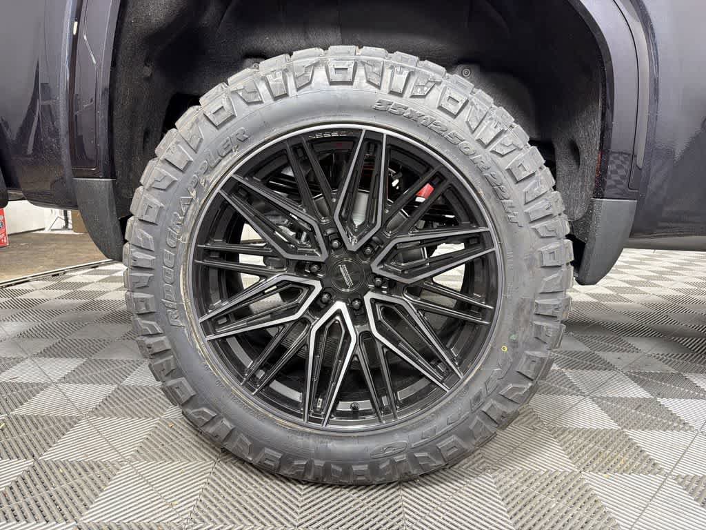 New 2026 GMC Sierra 1500 AT4 w/ AT4 Premium Package AWD/4WD image 29