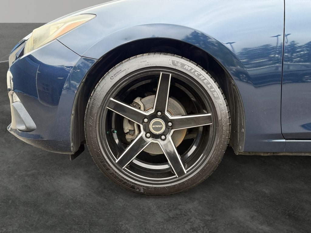 Used 2015 MAZDA MAZDA3 i Sport FWD image 4
