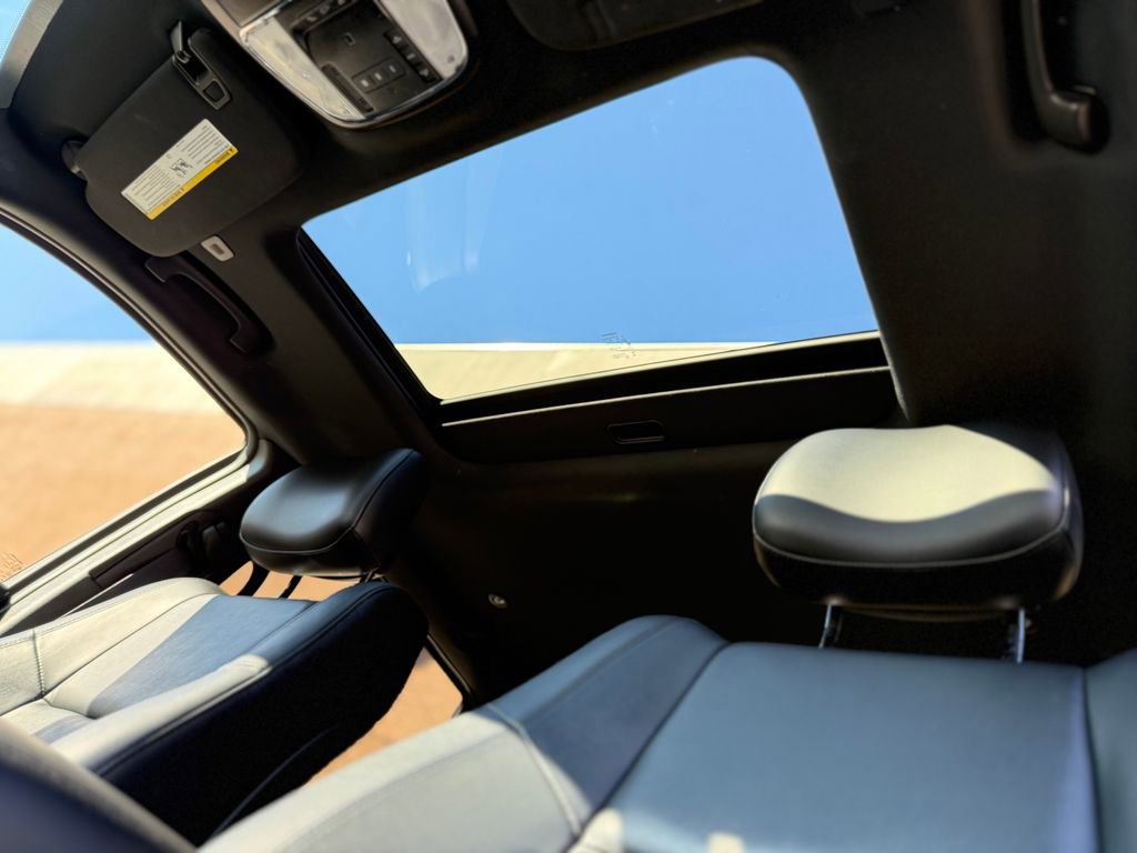 Used 2021 Jeep Grand Cherokee Limited image 13