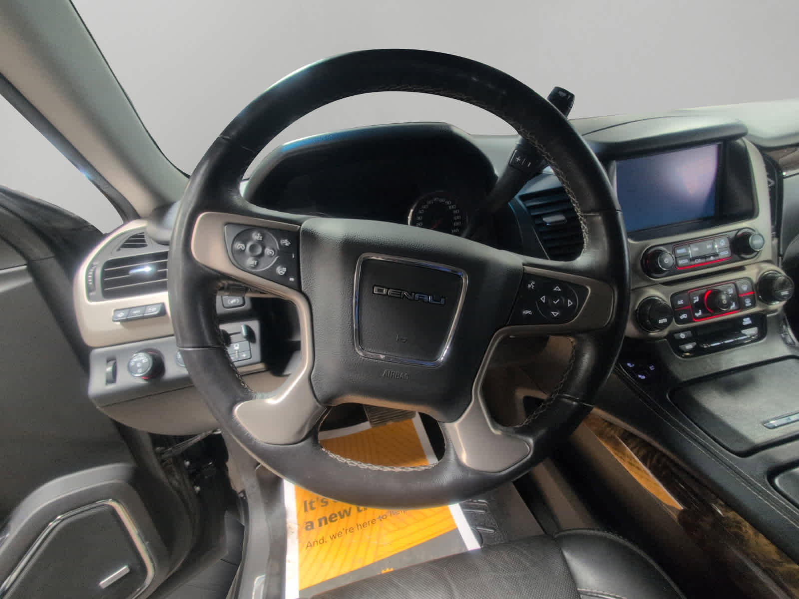 Used 2016 GMC Yukon XL Denali w/ Open Road Package image 12