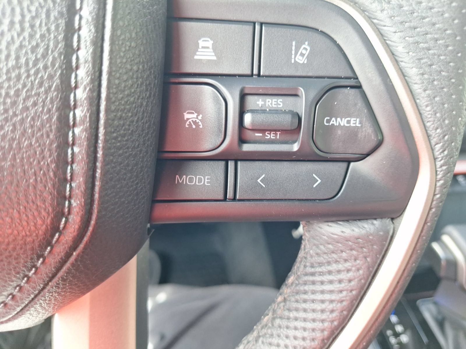 Used 2026 Toyota Tundra Limited AWD/4WD image 21