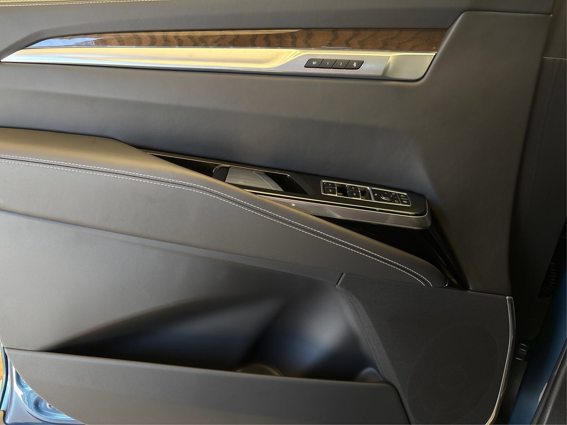 New 2026 Cadillac Escalade Platinum Sport AWD/4WD image 20