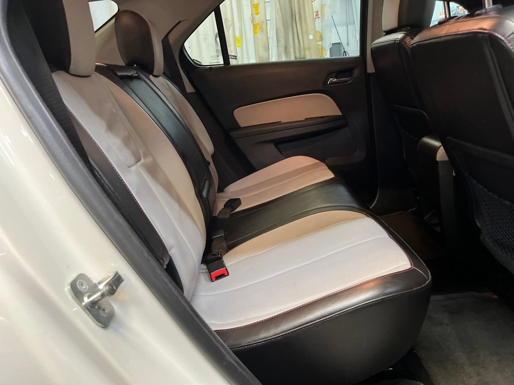 Used 2015 Chevrolet Equinox LT w/ Power Convenience Package FWD image 29