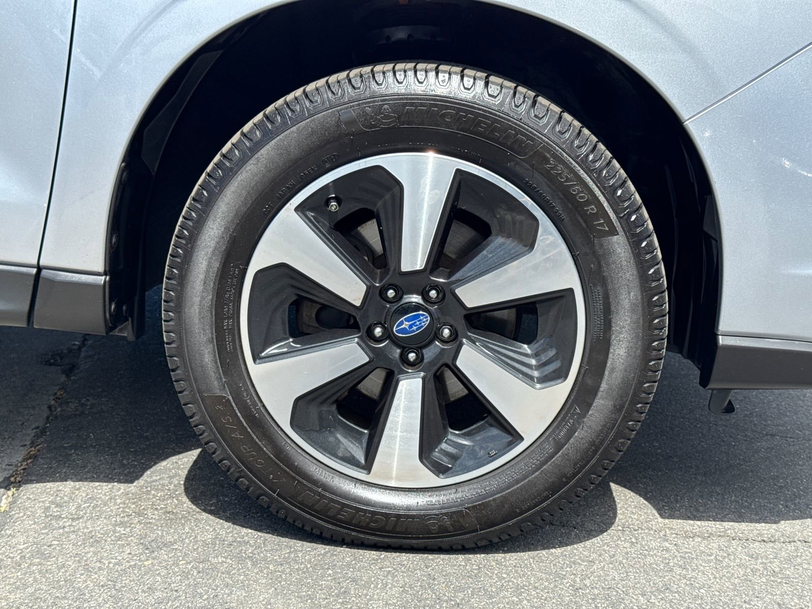 Used 2017 Subaru Forester 2.5i w/ Popular Package #2A AWD/4WD image 4
