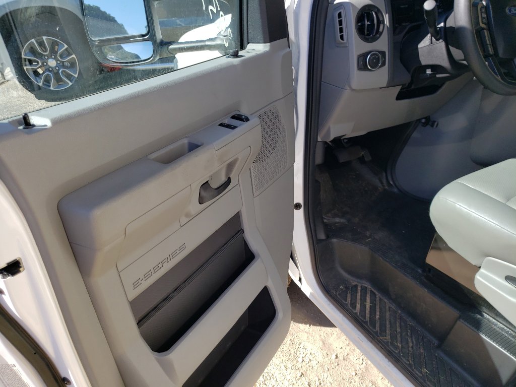 Used 2024 Ford E-350 and Econoline 350 Super Duty w/ Driver's Safety Package image 9