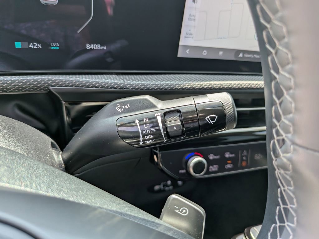 Certified 2025 Kia EV6 Wind RWD image 35