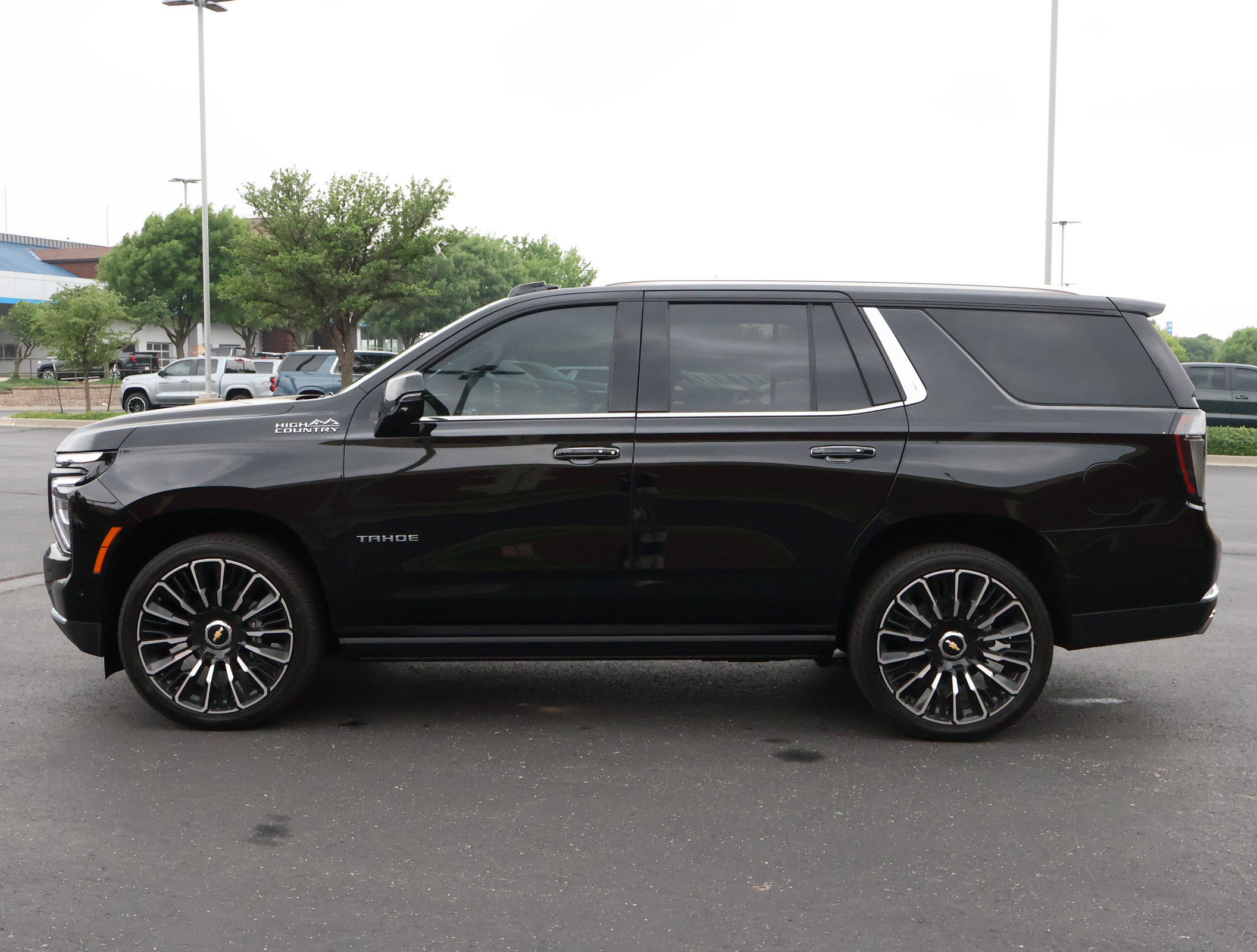New 2026 Chevrolet Tahoe High Country AWD/4WD image 38