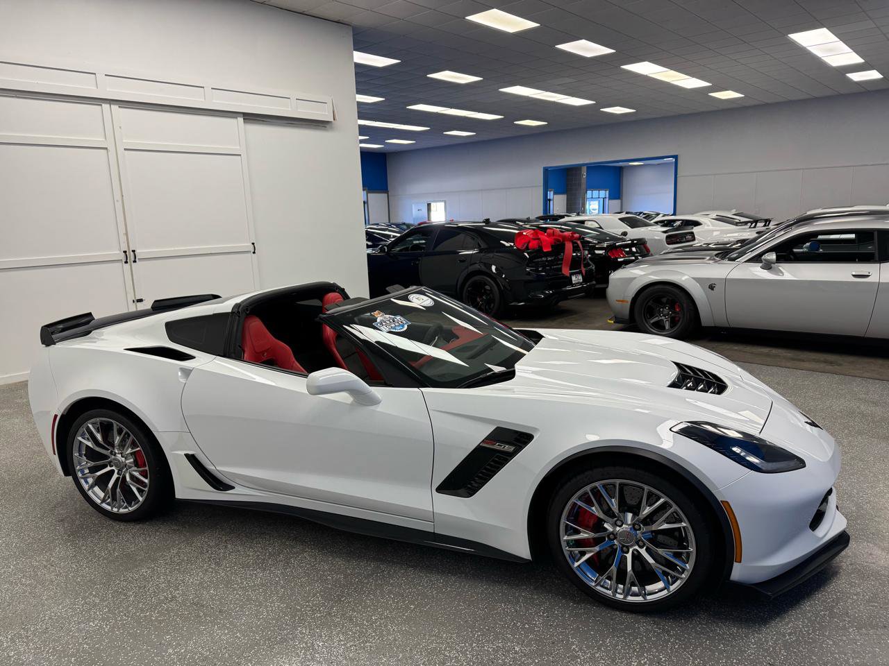 Used 2017 Chevrolet Corvette Z06 RWD image 5