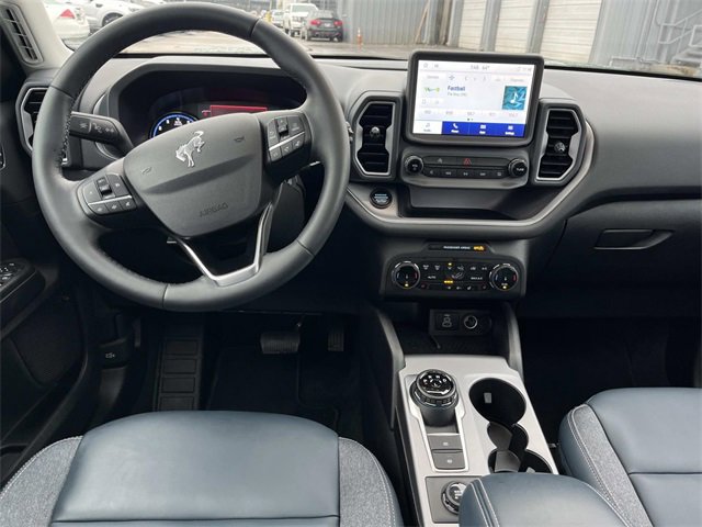 Used 2024 Ford Bronco Sport Outer Banks w/ Tech Package image 14