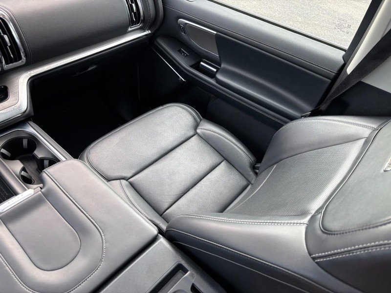 Used 2025 Ford Expedition Max Platinum AWD/4WD image 15
