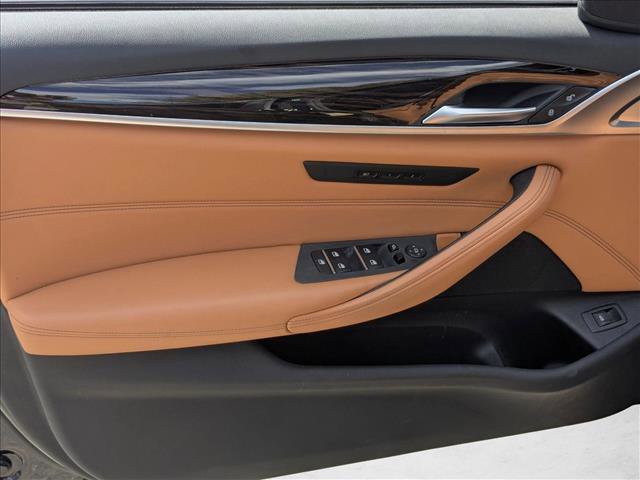 Used 2022 BMW 530i w/ Convenience Package image 10