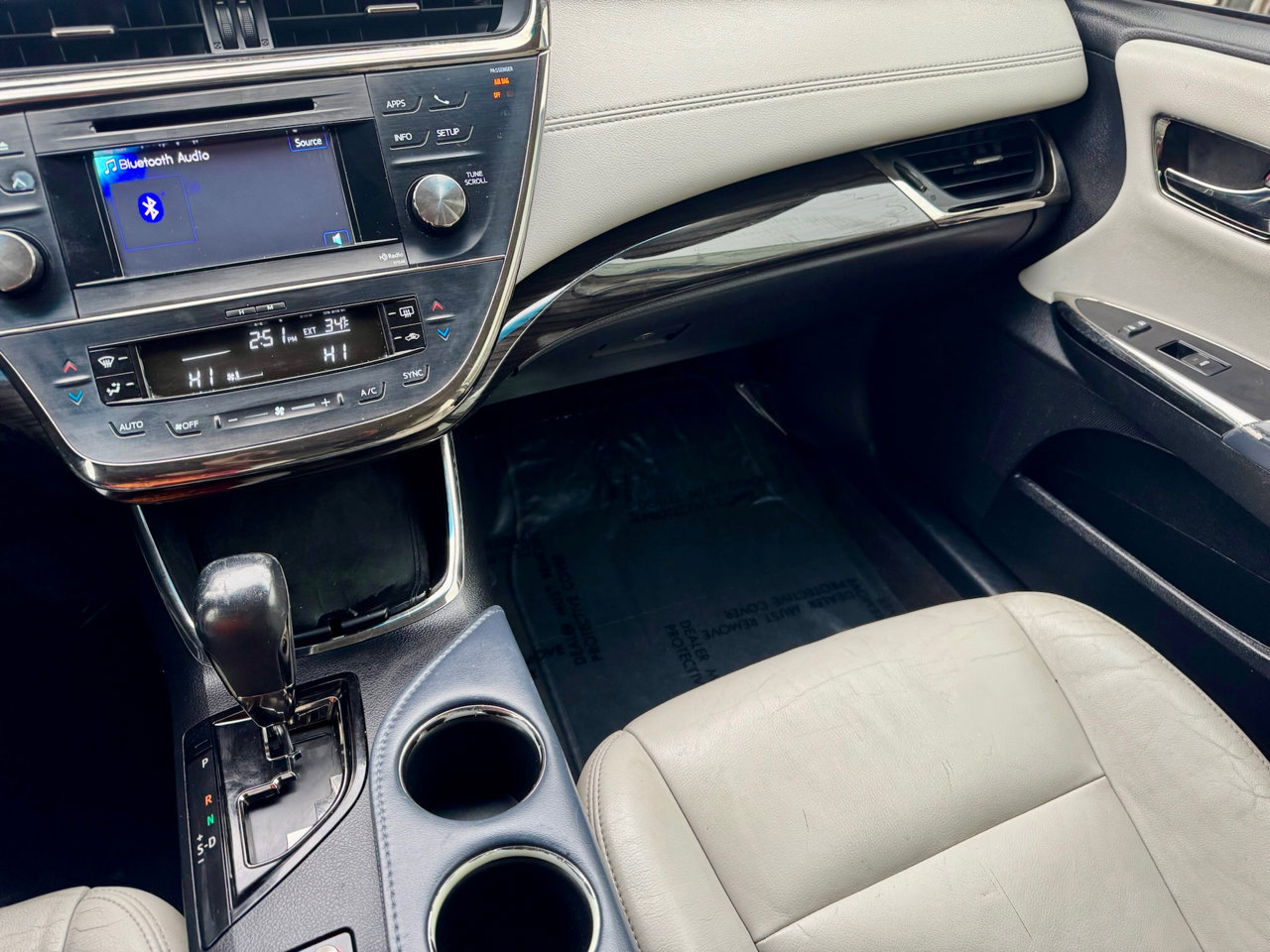 Used 2014 Toyota Avalon Limited image 30