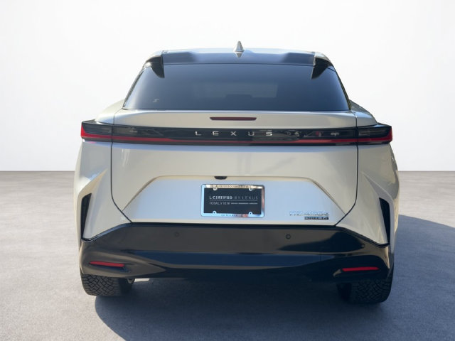 Used 2023 Lexus RZ 450e Premium w/ Accessory Package (2T) AWD/4WD image 4