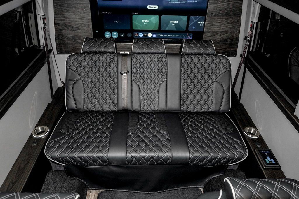 New 2024 Mercedes-Benz Sprinter 3500 image 30