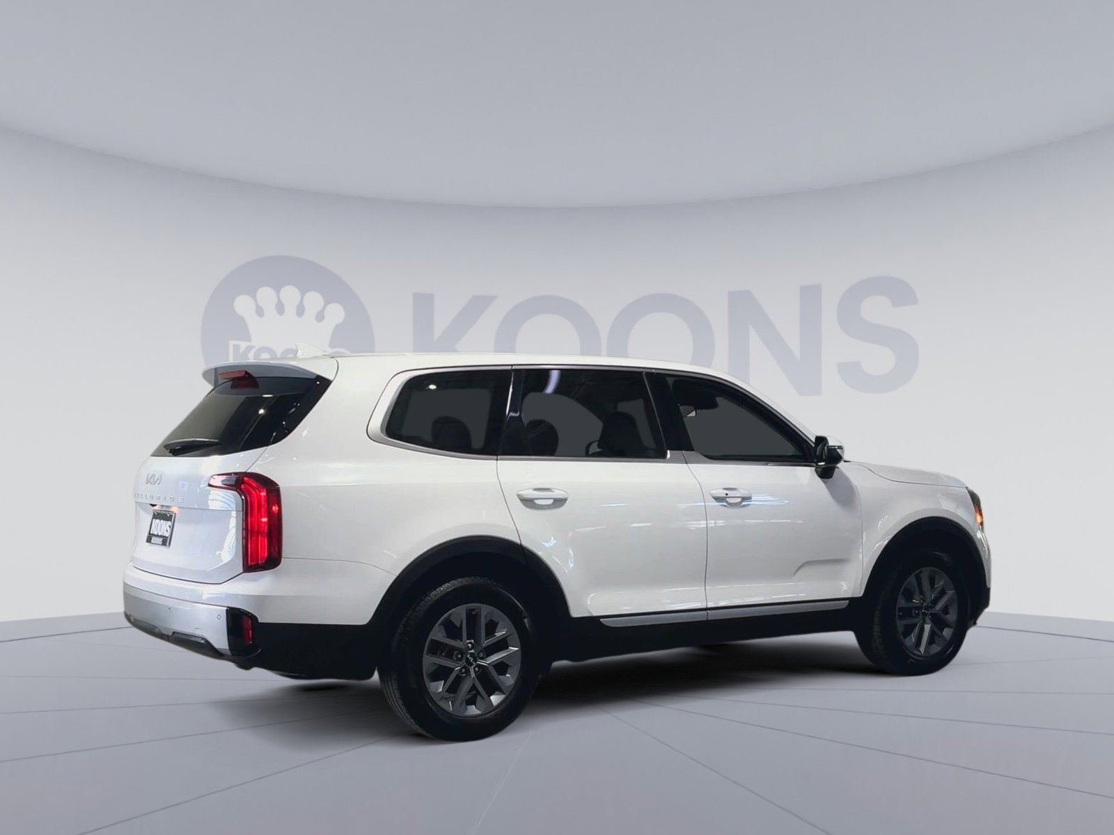 Used 2024 Kia Telluride LX image 11