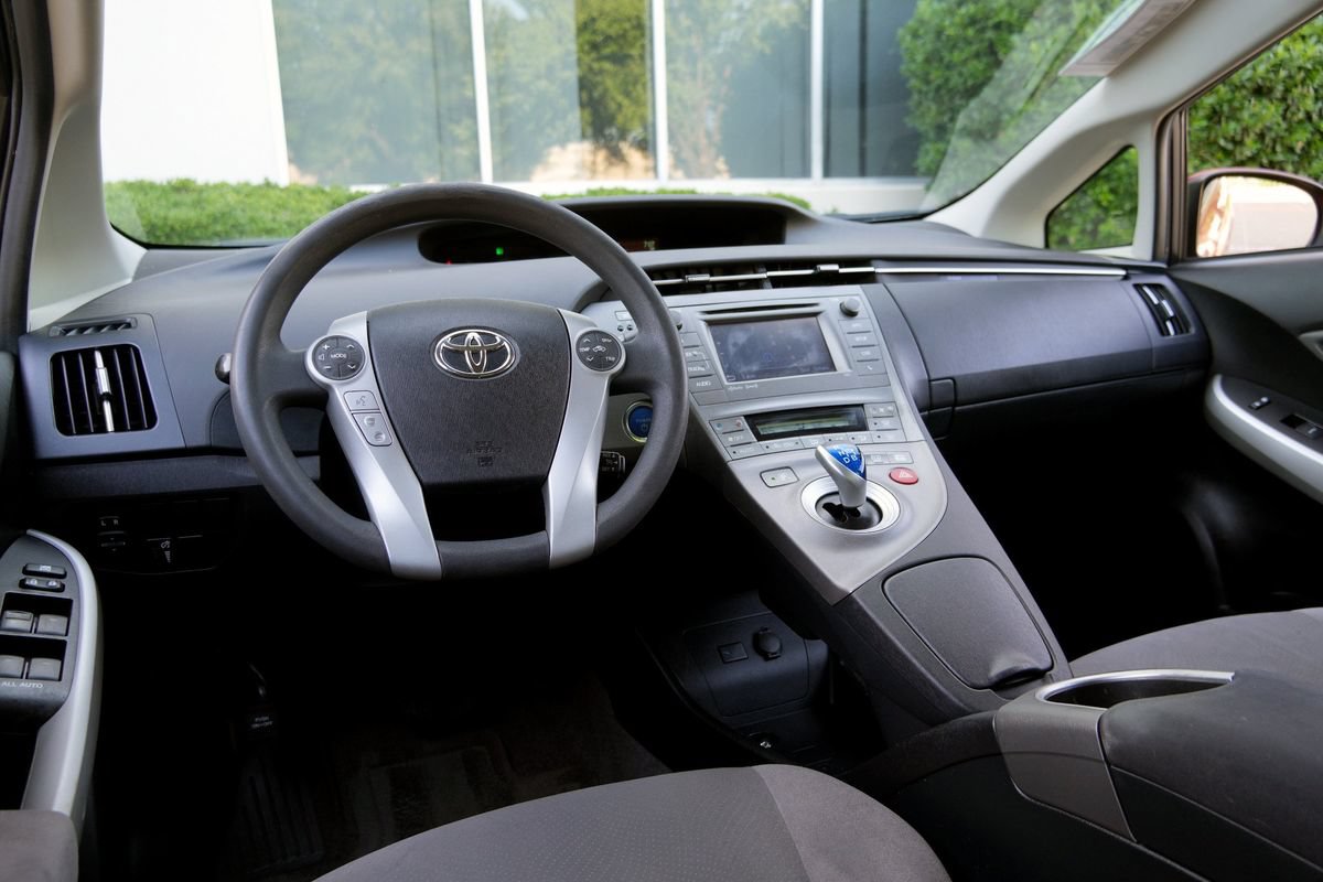 Used 2013 Toyota Prius Three FWD image 5