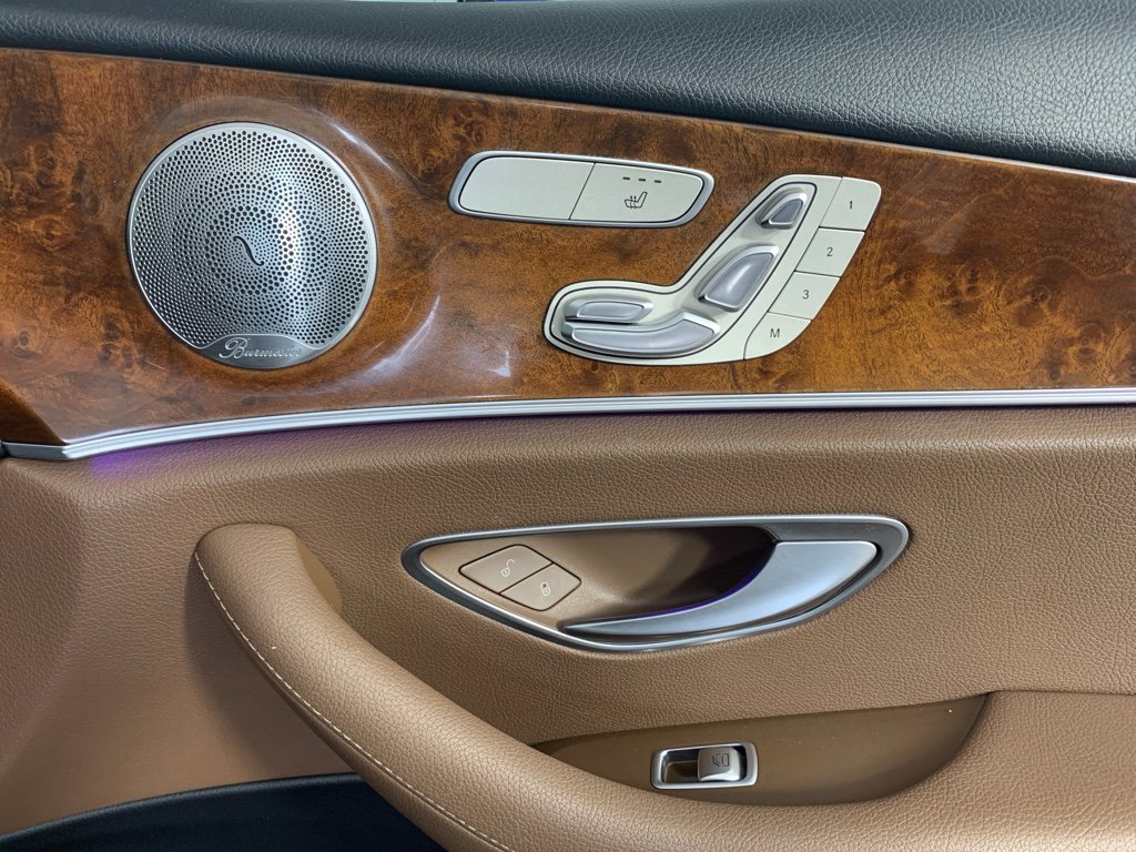 Used 2017 Mercedes-Benz E 300 4MATIC image 42