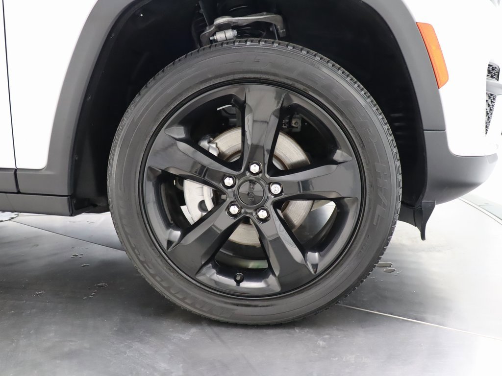 Used 2022 Jeep Grand Cherokee Altitude image 39