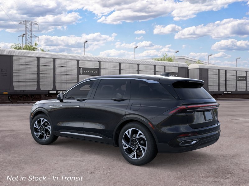 New 2026 Lincoln Nautilus Premier AWD/4WD image 4