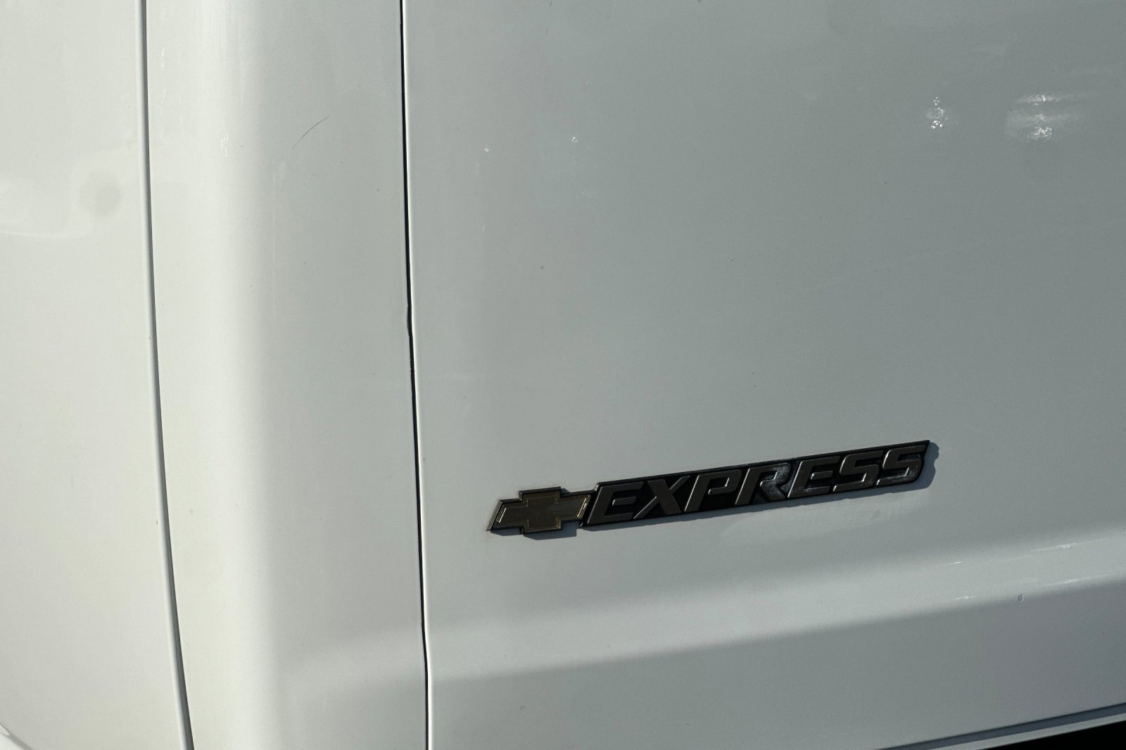 Used 2023 Chevrolet Express 2500 w/ Driver Convenience Package image 33