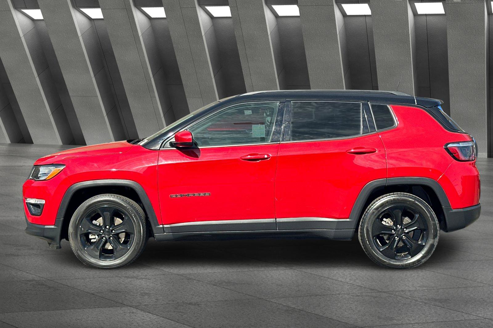 Used 2021 Jeep Compass Latitude image 7