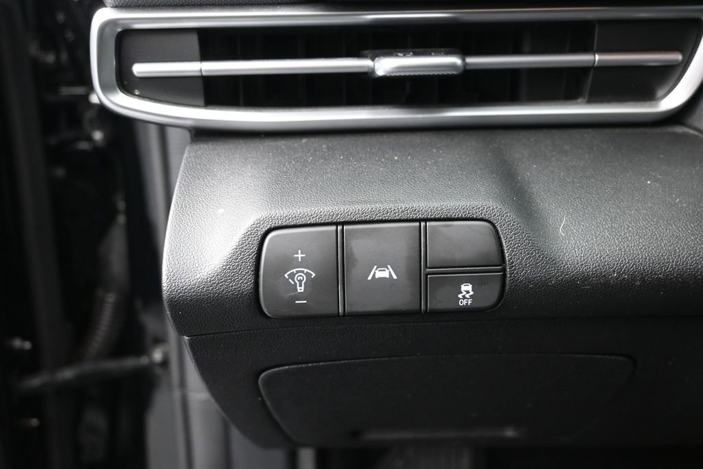Used 2023 Hyundai Elantra SEL w/ Convenience Package FWD image 17