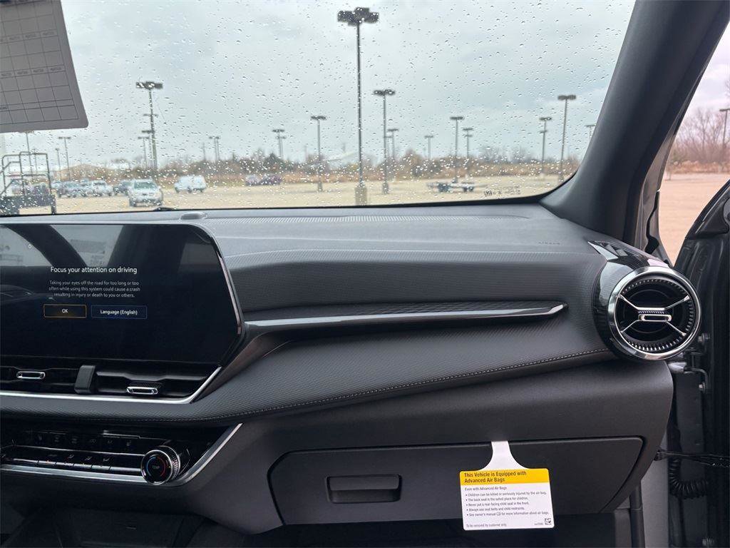 New 2026 Chevrolet Equinox LT w/ Safety and Technology Package image 16