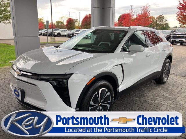 Used 2024 Chevrolet Blazer EV LT AWD/4WD image 1