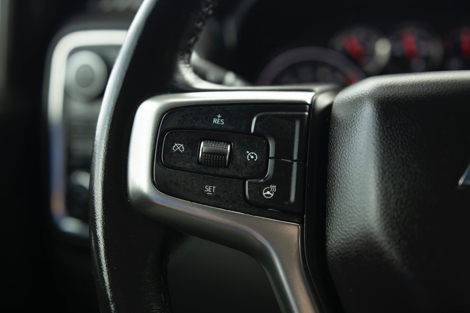 Used 2020 Chevrolet Silverado 1500 RST AWD/4WD image 6