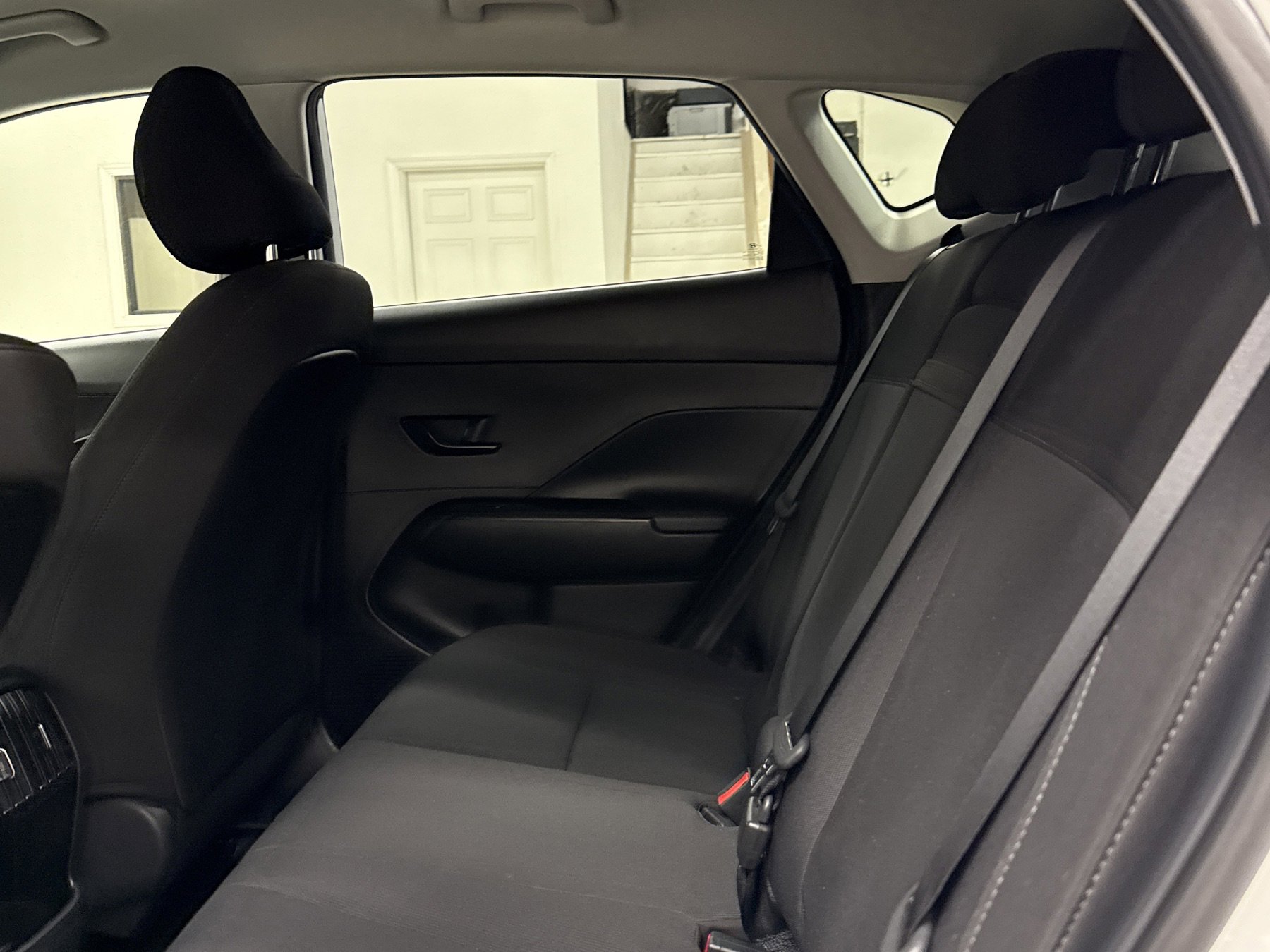 Used 2025 Hyundai Kona SEL image 11