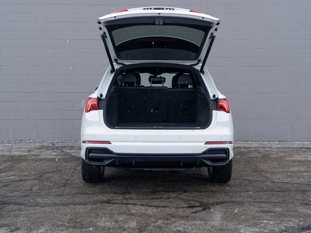 Used 2020 Audi Q3 2.0T Prestige w/ Prestige Package image 14