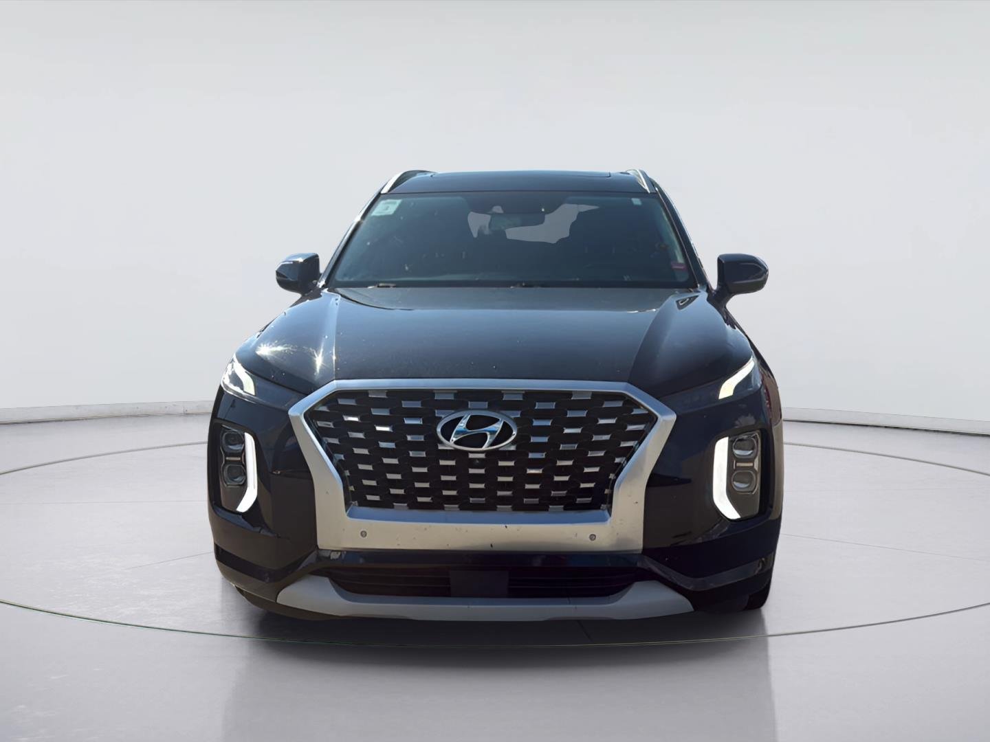 Used 2021 Hyundai Palisade Limited w/ Winter Package FWD image 2