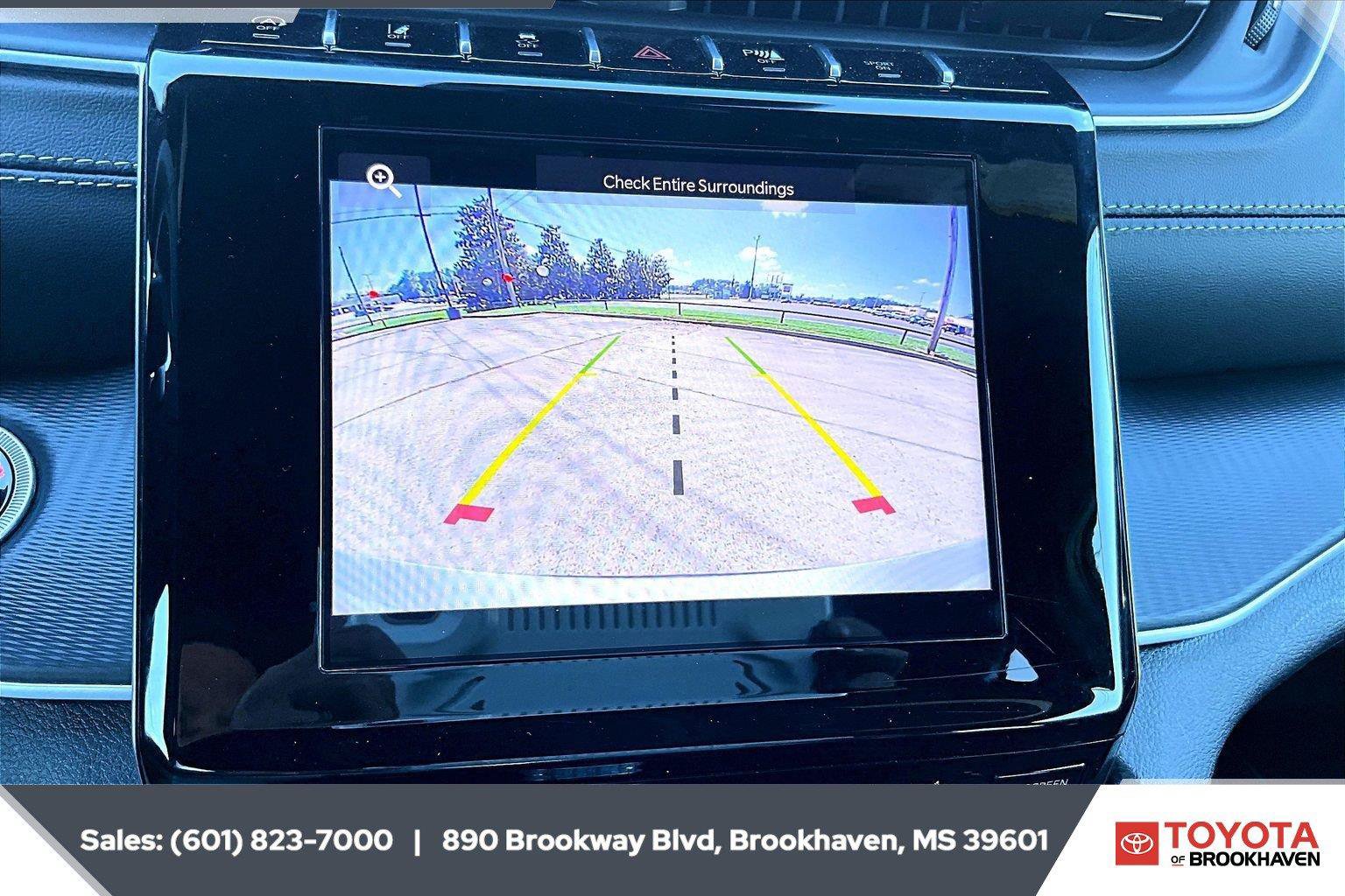 Used 2025 Jeep Grand Cherokee L Altitude RWD image 15
