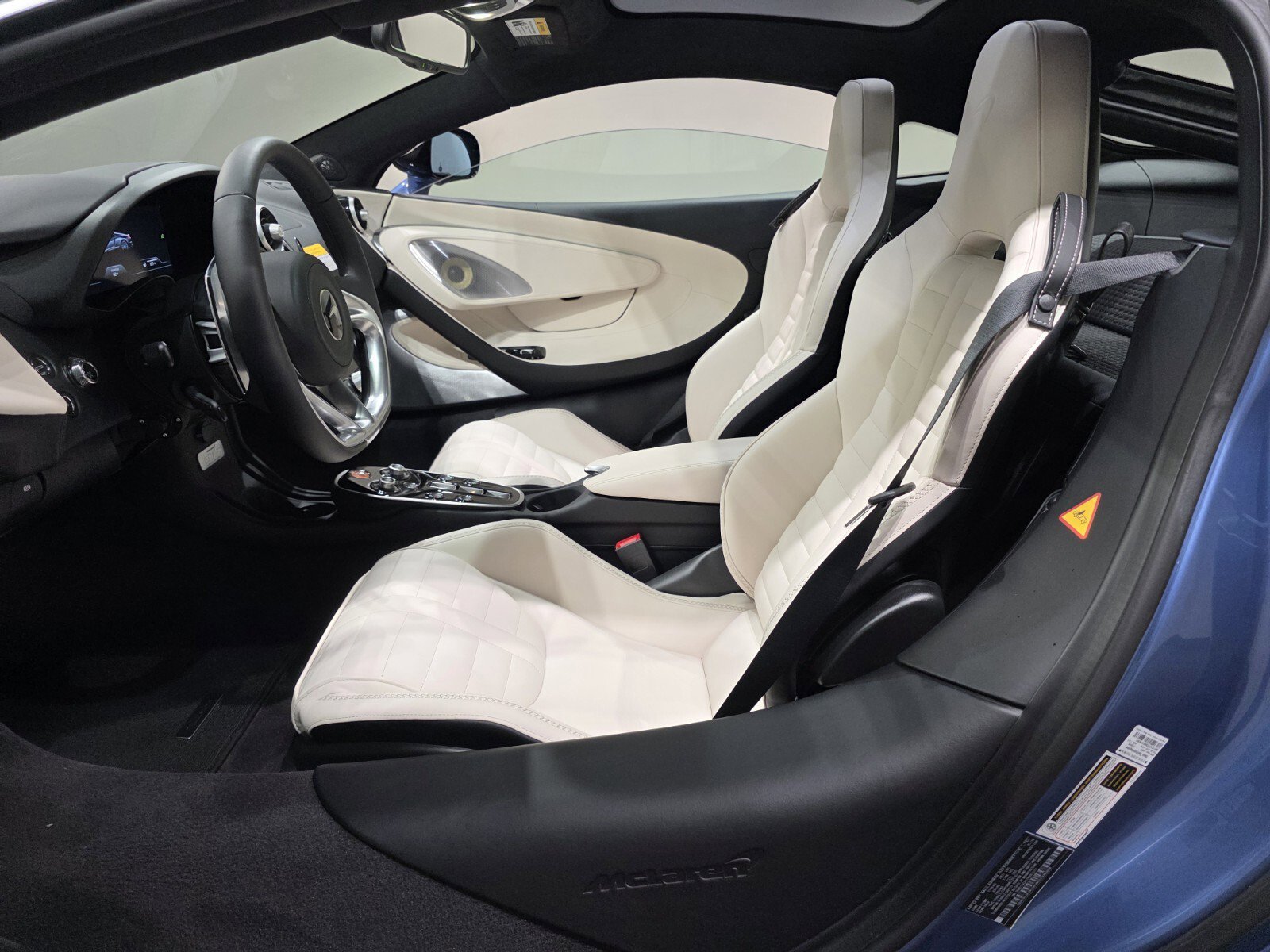 New 2026 McLaren GTS RWD image 6