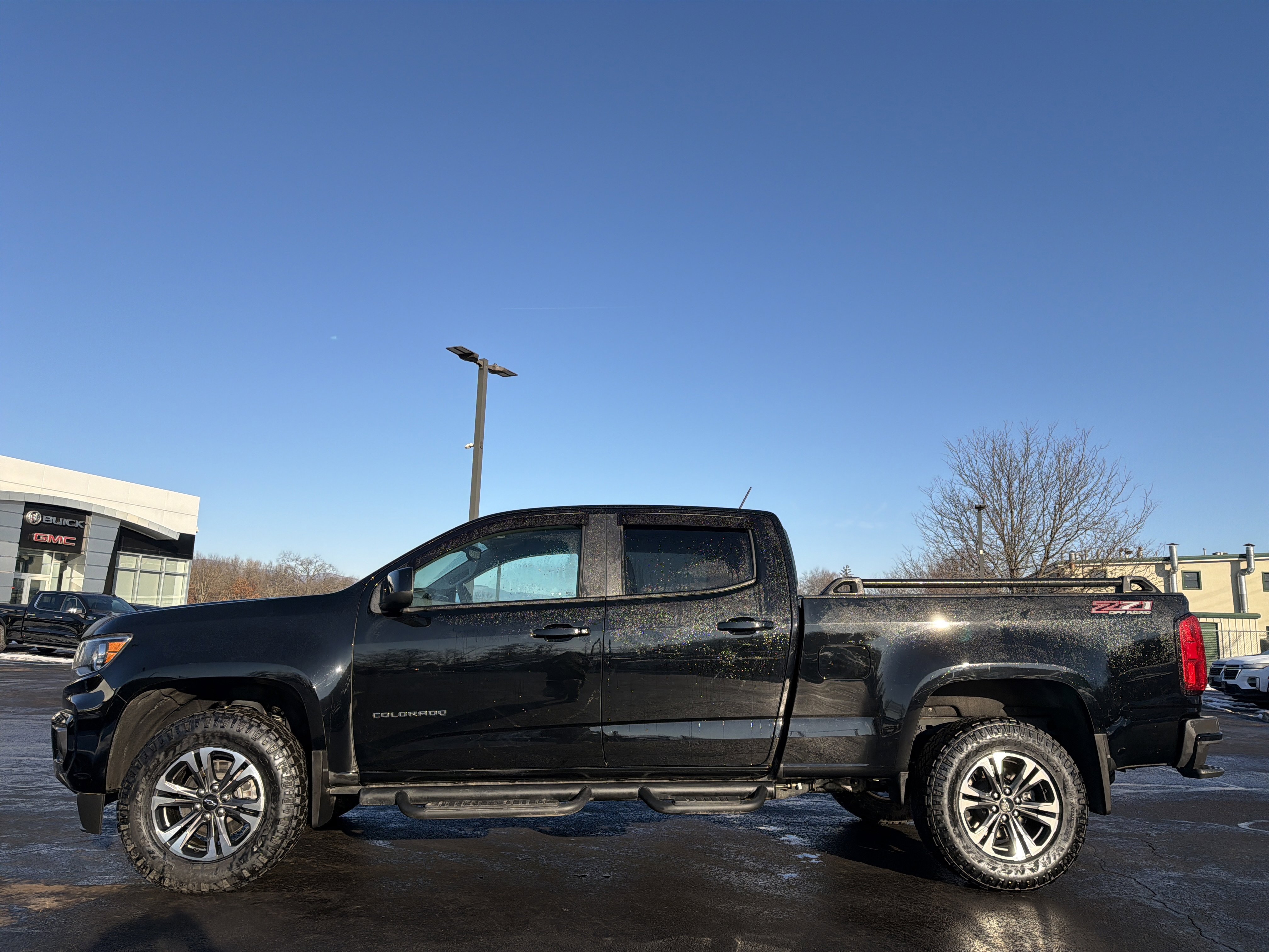 Used 2022 Chevrolet Colorado Z71 image 9