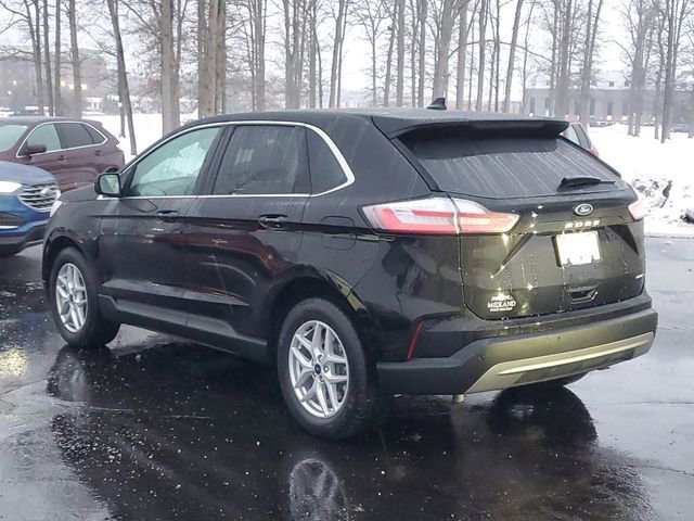 Certified 2024 Ford Edge SEL w/ Convenience Package image 4
