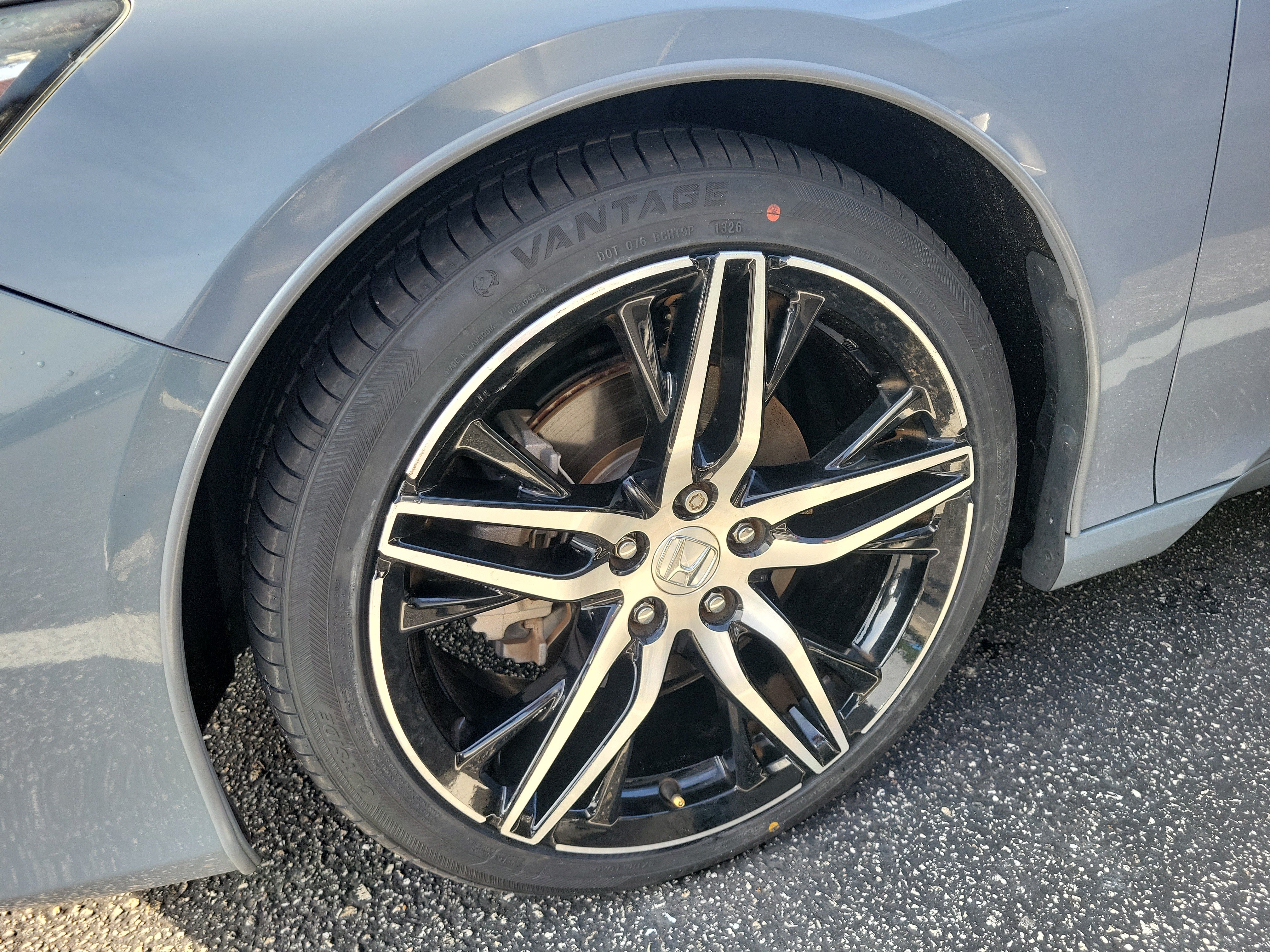 Used 2021 Honda Accord Touring image 6