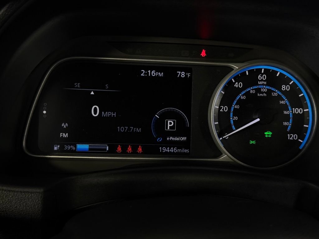 Used 2025 Nissan Leaf SV Plus FWD image 13