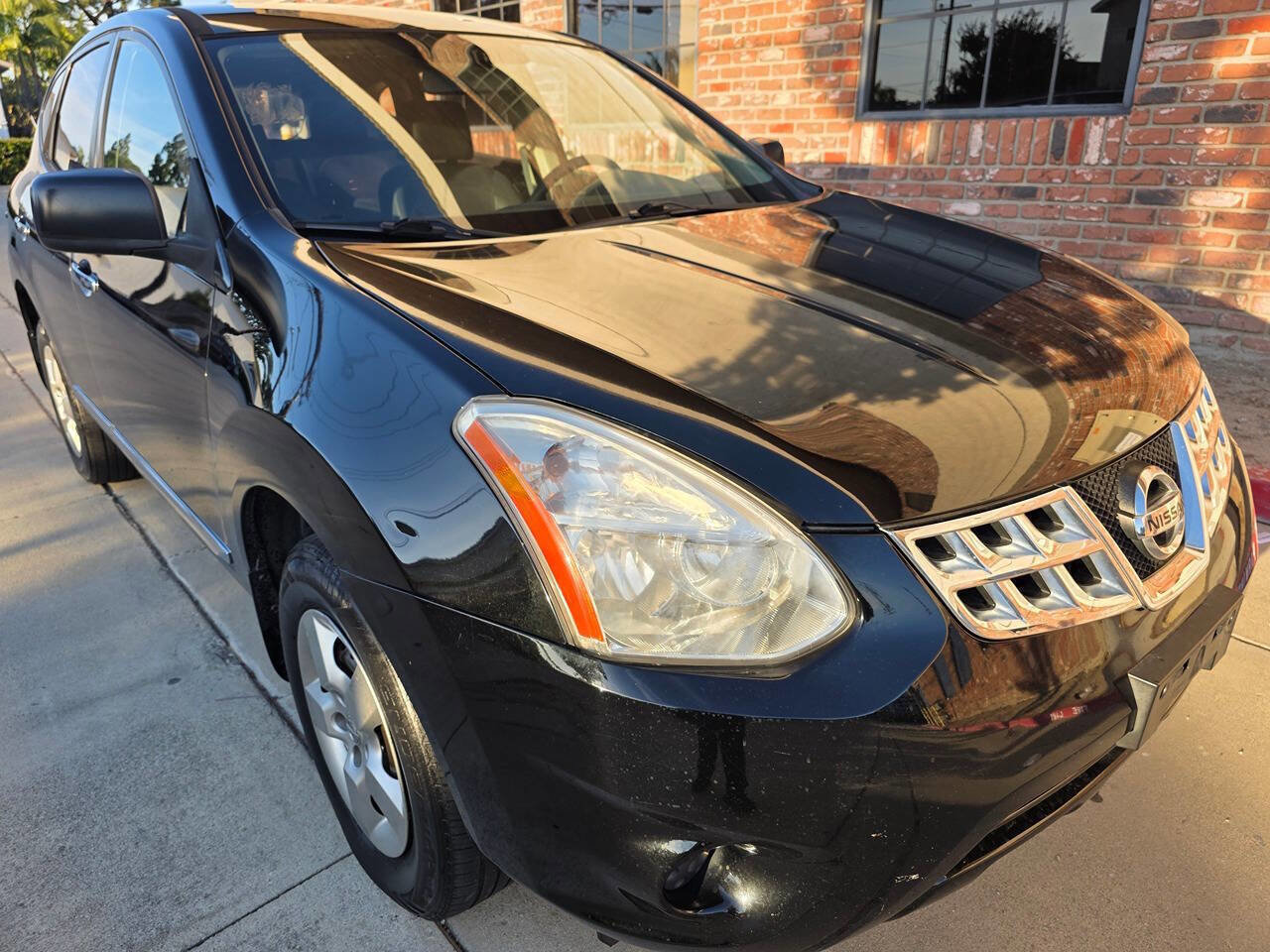 Used 2014 Nissan Rogue S image 30