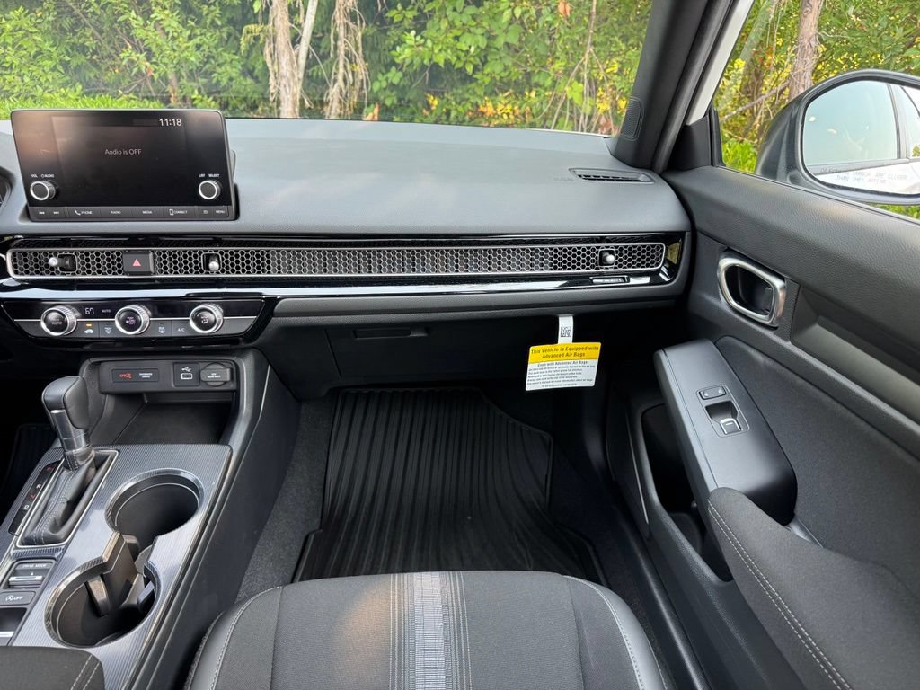 Used 2023 Honda Civic Sport image 25