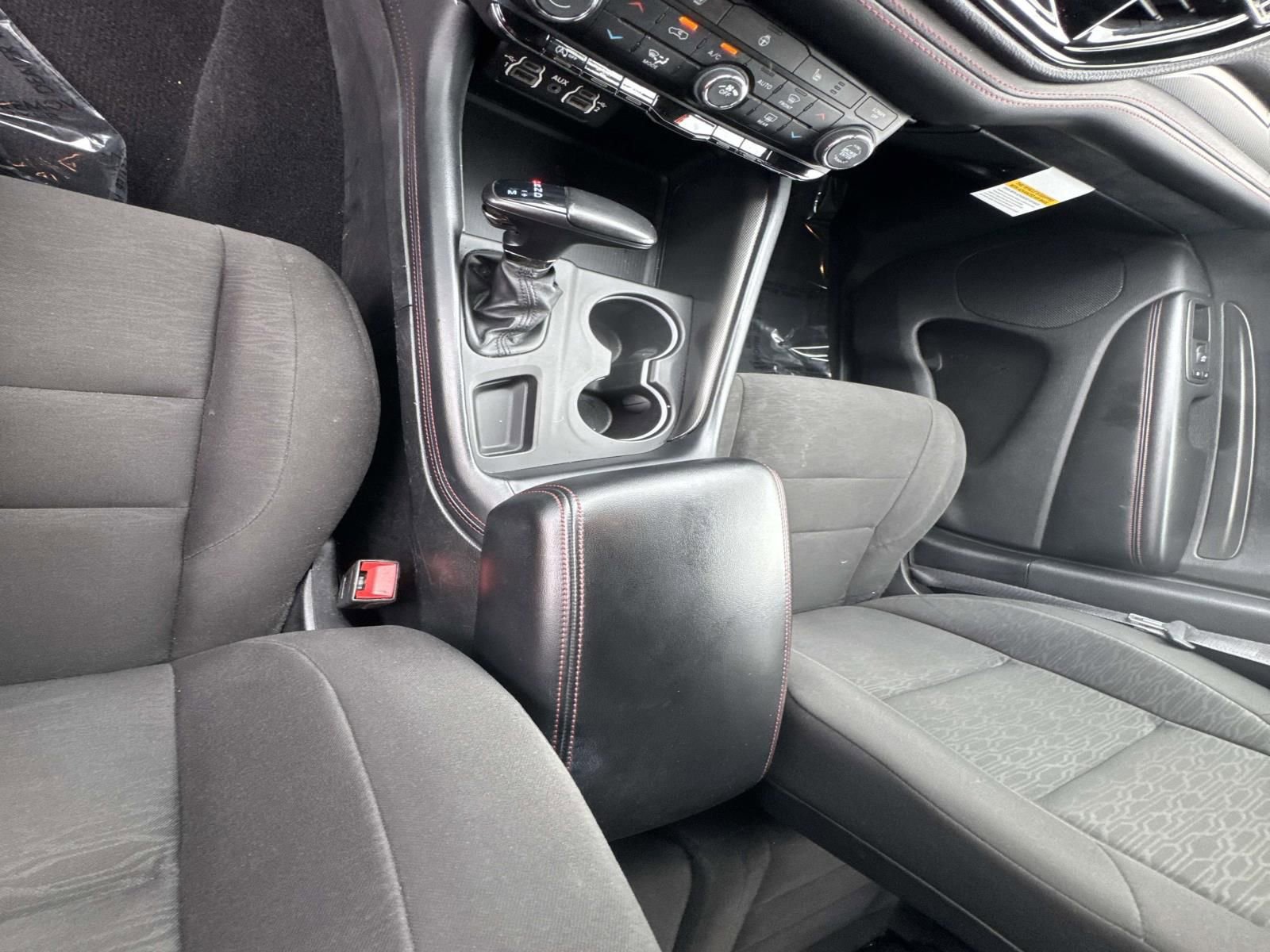 Used 2023 Dodge Durango GT RWD image 26