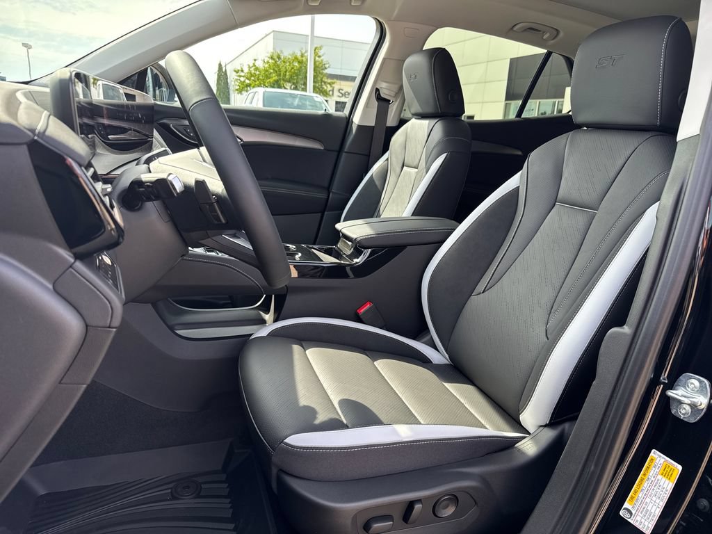 New 2026 Buick Envision Sport Touring AWD/4WD image 15
