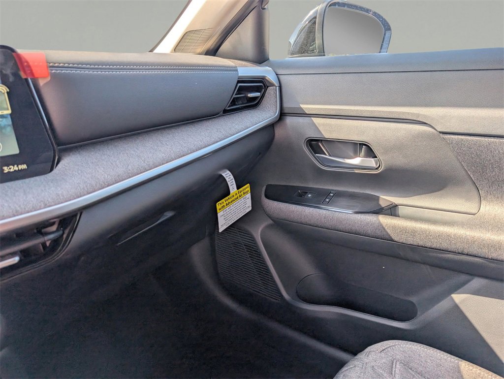 New 2026 Nissan Kicks SV image 28