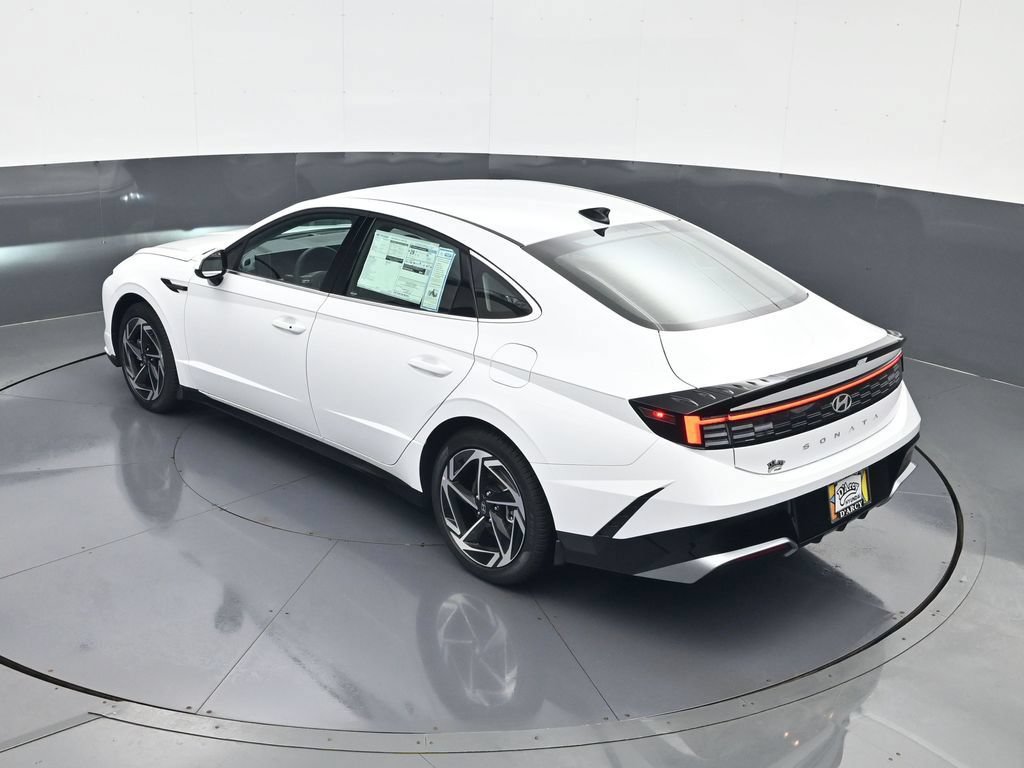 New 2026 Hyundai Sonata SEL FWD image 19